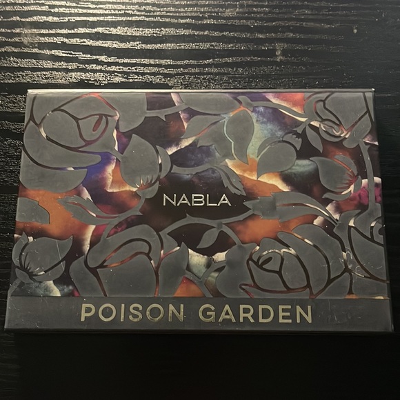 Nabla Poison Garden Palette - Picture 2 of 3